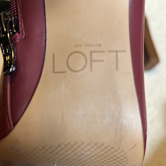 Ann Taylor LOFT Burgundy Ankle Booties - Picture 6 of 8